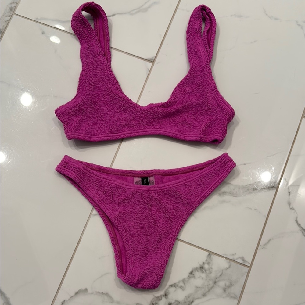 Women's Fuchsia Bikini Set